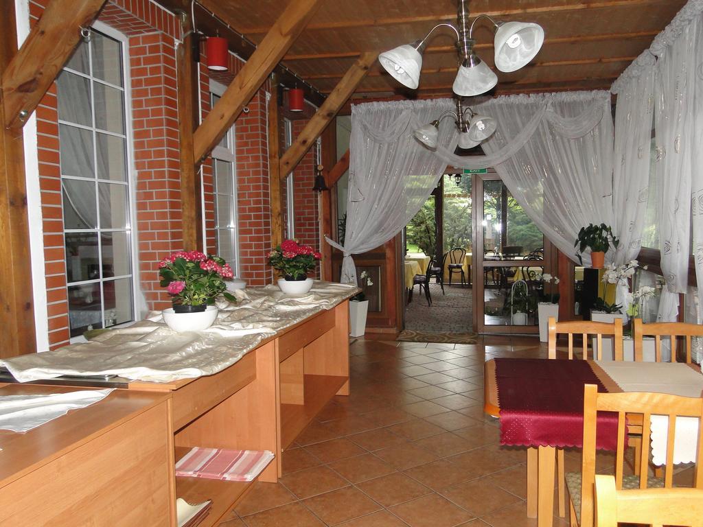 Dworek Familijny Kolobřeh Exteriér fotografie