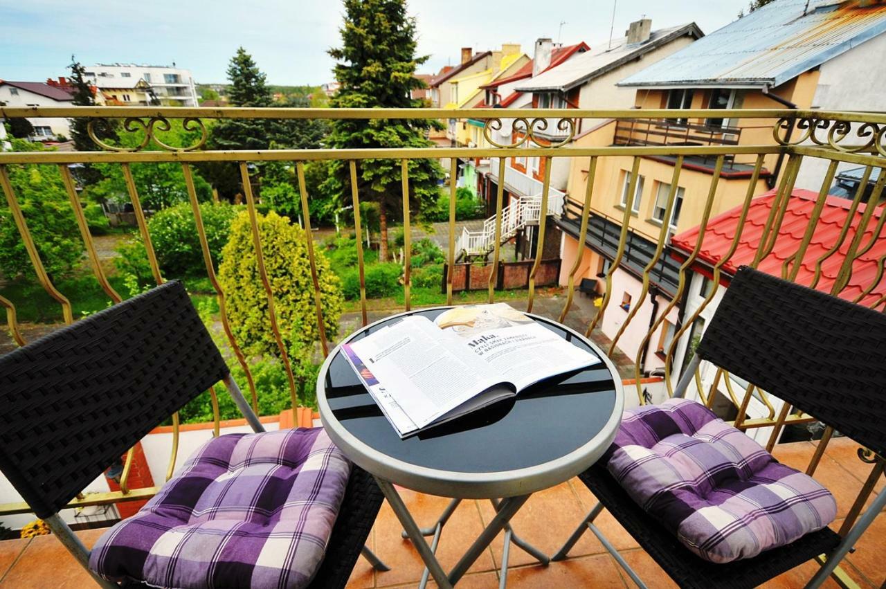 Dworek Familijny Kolobřeh Exteriér fotografie